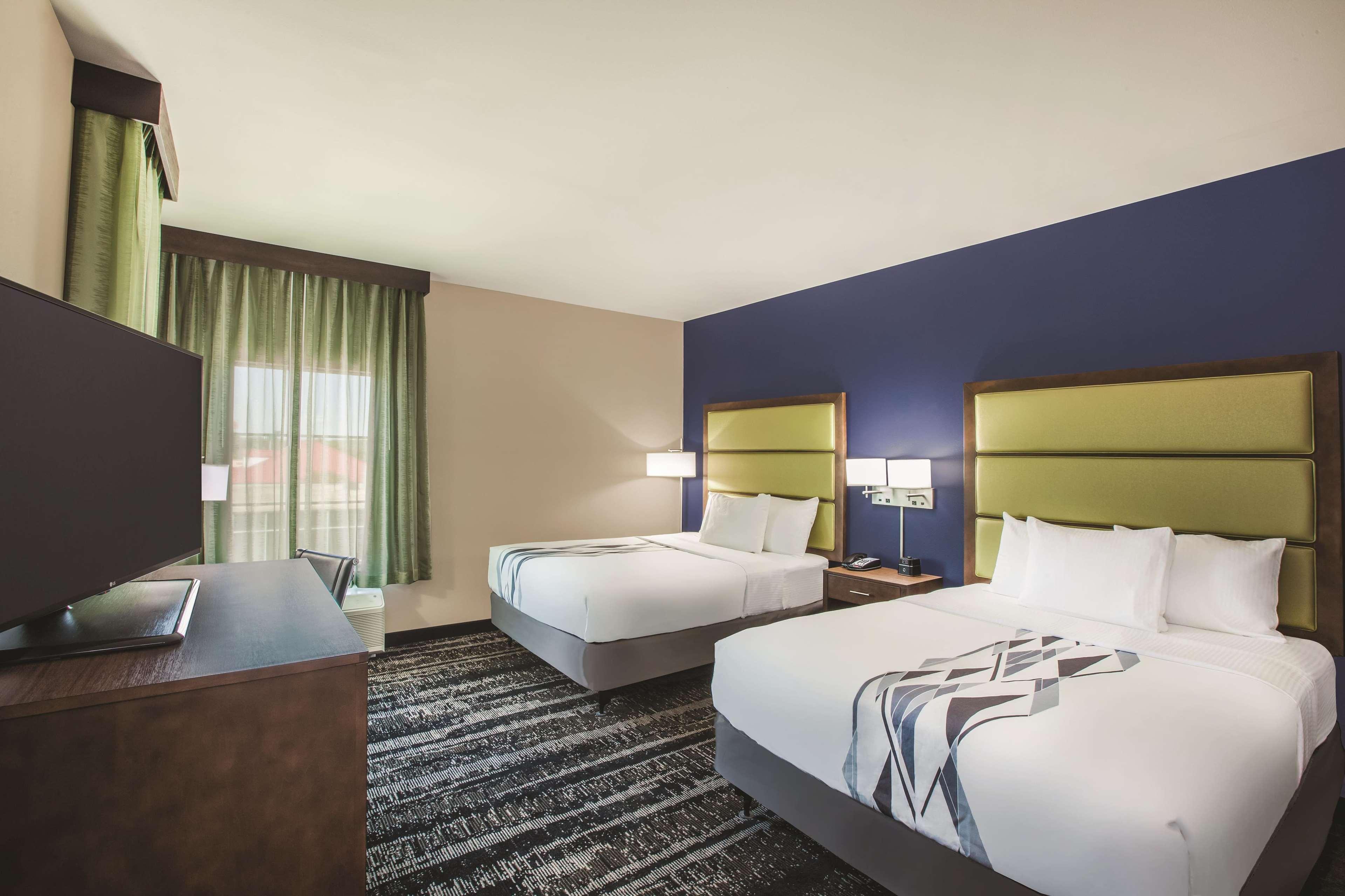 La Quinta & La Hotel 3*